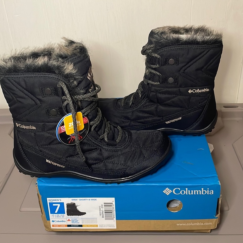 Columbia Minx Shorty III Wide